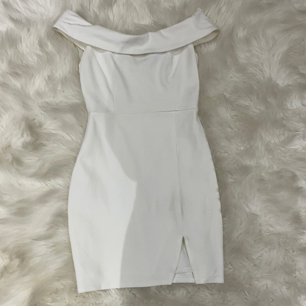 White off the shoulder mini dress with slit